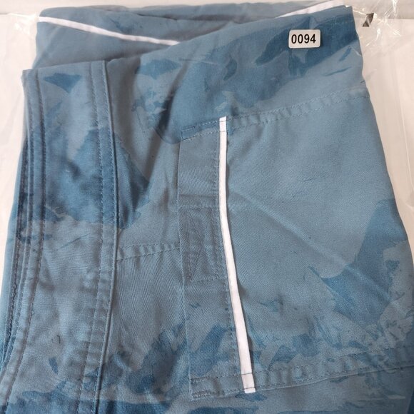 🪻BOGO🪻 Old Navy California Men’s Size 38 Board Shorts UPF 40 Surfing Beach - Picture 11 of 11